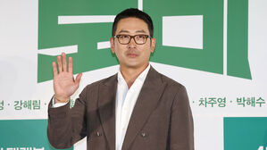 하정우, 급성 충수염 수술&hellip;영화 '로비' 시사회 불참