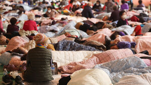 영덕군 "산불로 6명 사망"&hellip;차량&middot;시설 등 피해 속출