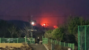 "산청 산불, 지상&middot;공중진화대 총동원 진화&hellip;지리산 확산 방지"