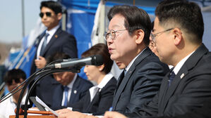 이재명 "한덕수, 마은혁 임명하고 헌재는 윤 선고 해야"