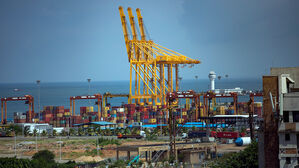 "인도, 상호 관세 압박에 미국산 수입품 55%에 관세 인하 검토"