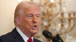 트럼프, "외국산 자동차에 25% 관세 부과"