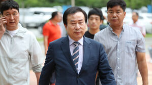 박홍률 목포시장 당선 무효&hellip;배우자 징역형 집행유예 확정