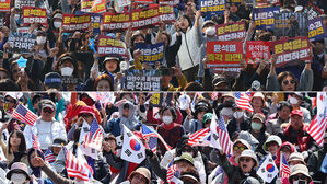 윤 탄핵심판 4월 전망 속 주말 도심 대규모 찬반 집회 예고