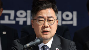 발언하는 박찬대 원내대표