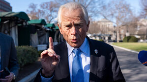 백악관 무역 고문 "한&middot;일&middot;독, 제조국인 미국을 조립국으로 만들어"