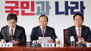 권영세 "문형배, 조속히 윤 탄핵 판결해야"