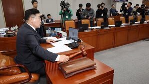 국회 운영위, 야당 주도로 마은혁 임명 촉구 결의안 의결(사진=연합뉴스)