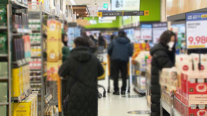 3월 소비자물가 2.1% 상승&hellip;석 달째 2%대 유지