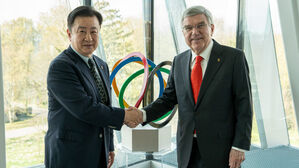 윤강로 국제스포츠외교연구원장, 바흐 IOC 위원장과 면담