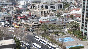 "탄핵 집회로 영업 피해"&hellip;종로구, 헌재 인근 소상공인 지원 나선다