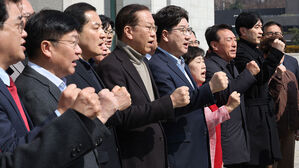 국민의힘, 탄핵 후폭풍 속 숨고르기 거쳐 대선체제 돌입