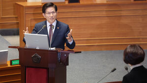 김문수 고용노동부 장관(사진=연합뉴스)