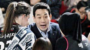 '반격' 정관장 고희진 감독 "역사에 남을 감동적 경기였다"