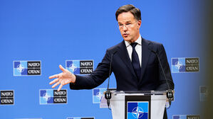 나토 76돌에도 '썰렁'&hellip;미국 관세 &middot; 국방비 압박에 뒤숭숭