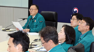 행안부 "이번 주초 경북 산불 때와 유사 강풍&hellip;대형 산불 위험성"