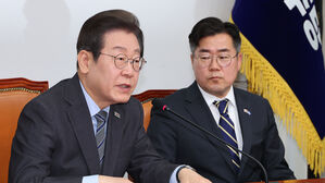 이재명 "개헌 필요하지만 내란 종식 먼저&hellip;국론 분열 부를 수도"