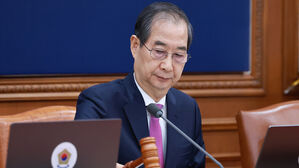 한 대행 "정부, 선관위와 긴밀히 협력해 공정&middot;투명 선거 만전"