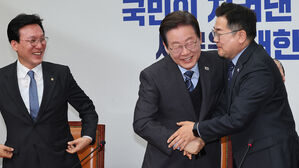 이재명, 대표직 사퇴&hellip;"국민과 함께하겠다" 대선 출마 수순