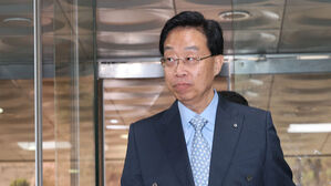 '8억 금품' 전준경 민주연 전 부원장, 징역 3년 확정