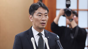 이복현 "국회 상법 재의요구안 미표결은 위헌&hellip;내로남불"