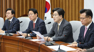 한덕수 출마설에&hellip;권성동 "경쟁력 있는 후보의 경선 참여 좋아"