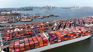 4월 1&sim;10일 수출 13.7% 늘어&hellip;반도체&middot;자동차 견인