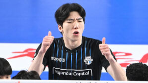 허수봉&middot;강소휘 등 16명&hellip;배구 남녀 국가대표 발탁