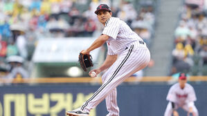 키움 신인 정현우 시즌 2승&hellip;롯데, 강우 콜드승