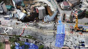 강우&middot;토사 붕괴 우려에&hellip;'광명 신안산선 사고' 수색 하루 만에 재개