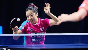 탁구 신유빈, 여자월드컵 첫 경기서 아미 왕에 3대 1 승리