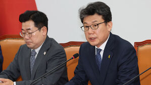 진성준 "25만 원 민생지원금, 집권 후 경제 상황 살펴 판단"