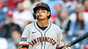 이정후, 시즌 10호 2루타&hellip;타율 8위&middot;장타율도 6위 '펄펄'