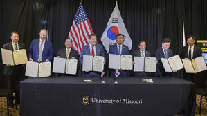 원자력연 컨소시엄, 미 미주리대 차세대연구로 초기설계 계약 체결(사진=원자력연 제공, 연합뉴스)