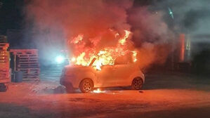 훔친 차에 불 지르고 도망간 50대 남성 긴급체포