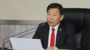 [단독] 특검, '격노설 회의' 당시 이철규·김장환 통화 시점 확인