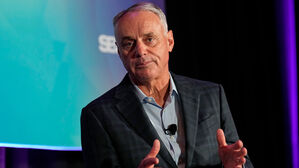 MLB, 레이싱 트랙서 특별 경기 개최&hellip;최다 관중 신기록 도전