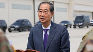 한덕수, 한미연합사 방문&hellip;"저는 육군 예비역 병장 한덕수"