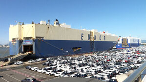 트럼프, 자동차 관세 충격 줄인다&hellip;관세 중첩 없애고 부품 관세 완화