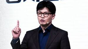 한동훈 "보수의 중심은 국힘&hellip;밖에 지지율 높은 분 있지도 않아"