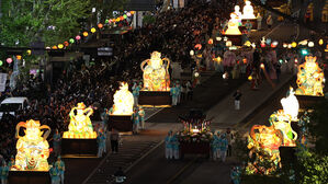 광화문광장에 북한 석탑 모형 봉축탑 불 밝힌다&hellip;"남북 화합 기원"
