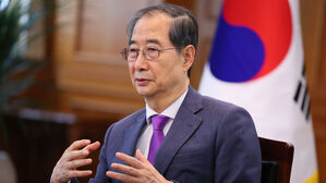 한덕수, 이코노미스트 인터뷰&hellip;"미군 주둔 절대적 중요"