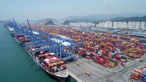 미 관세 여파로 4월 대미 수출 줄어&hellip;반도체 역대 최대