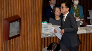 민주, 최상목 면직에 "탄핵 확실시되니 도주…내란 대행 자인"