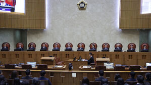대선 앞둔 정치 혼란에 외신도 촉각&hellip;"또 다른 충격적 전개"