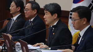 이 대행 "산불 피해 복구 계획 오늘 확정&hellip;이재민 일상 회복에 집중"