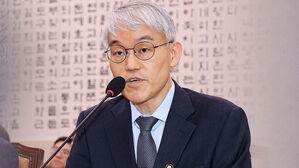 법원행정처장 "판결 이유로 용퇴 요구하는 건 사법부 독립 침해"