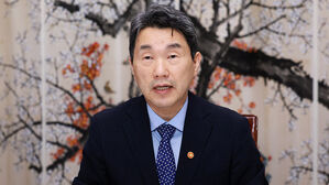 이주호 대행 "체코 정부, 원전 계약 문제없단 입장&hellip;긴밀히 소통"