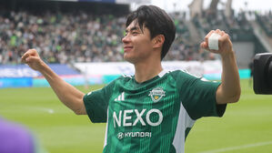 전북 전진우 기쁨(사진=연합뉴스)
