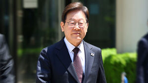 [여론조사] 이재명 판결 '공감 안 해' 51%&hellip;'재판 진행해야' 49%